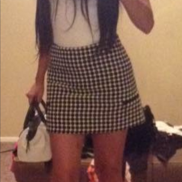 Mini skirt - Picture 1 of 4